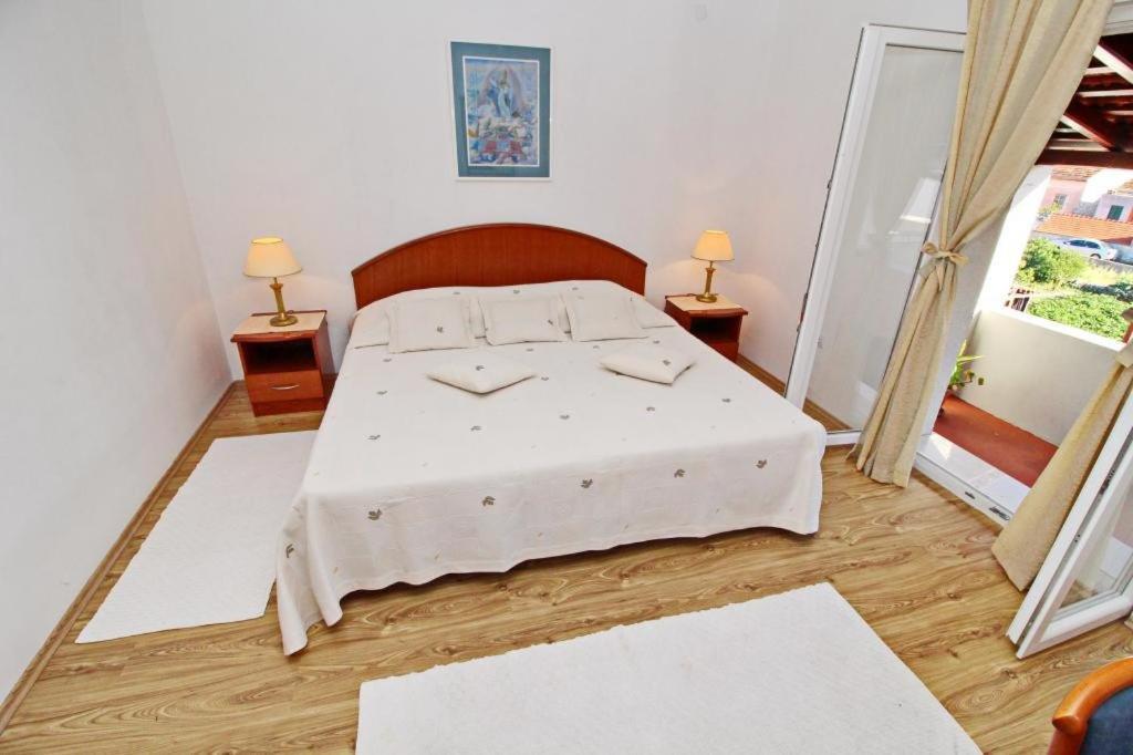 Apartment Lucija Vela Luka Exteriör bild
