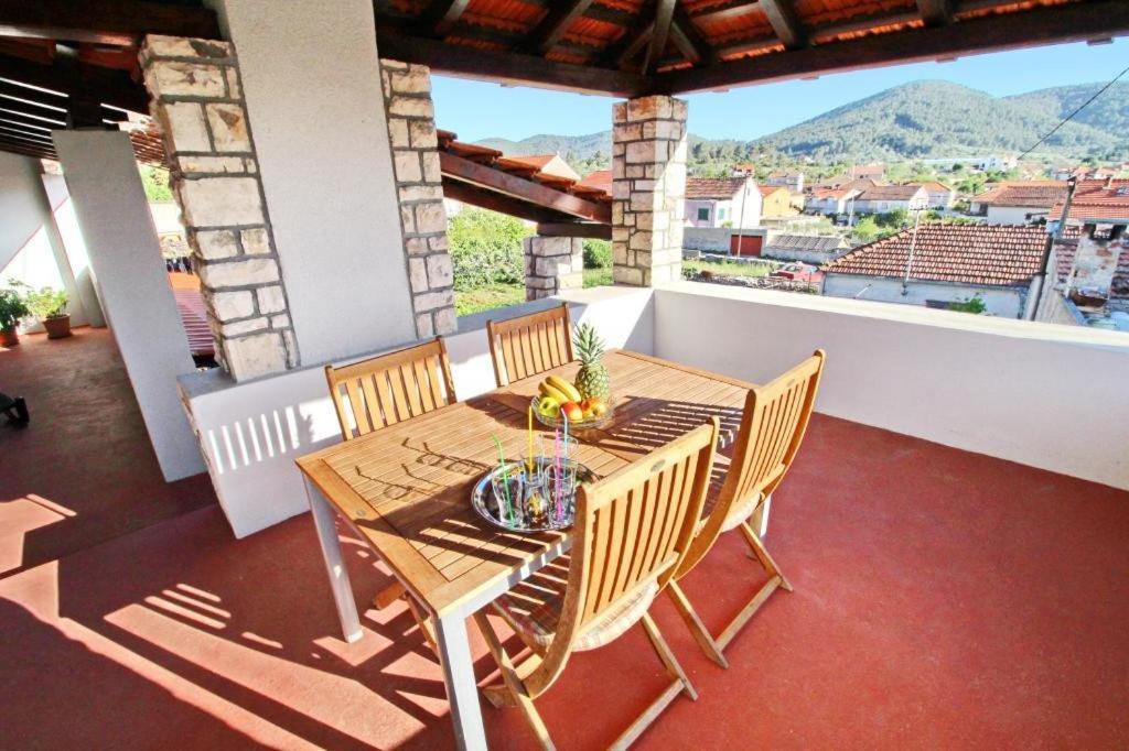 Apartment Lucija Vela Luka Exteriör bild